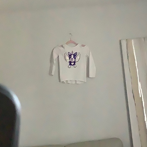 Dog with wings white shirt - Picture 1 of 2